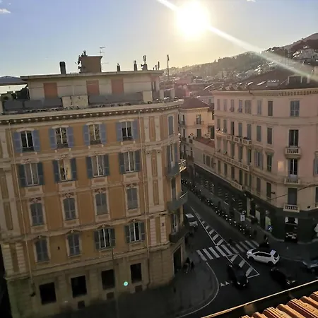 Daire Modern With Sea View In 40 M² Sanremo